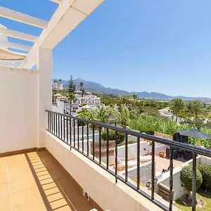 https://tropicana-townhouse-2-bedroom-next-to-the-pool.es-andalucia.com